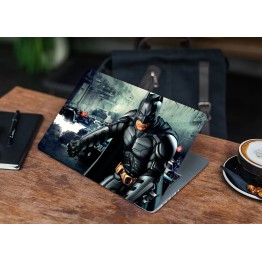 Наклейка для ноутбука - Batman in town